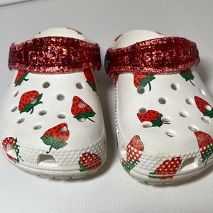 Crocs Vacay Vibes Strawberry White Red Glitter C6 Kids Toddler